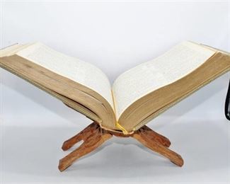 Heirloom Bible Master Reference 1964 Edition and Carved Wood Bible Holder