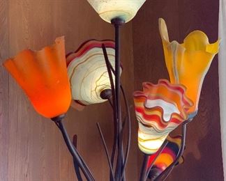 6.5ft Rustic Art Glass Floral Lamp 80x54x54in HxWxD
