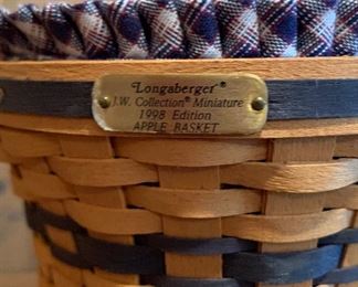 Longaberger 1998 Apple Basket Miniature W/ box