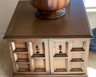 Single Vintage Walnut End Table 20x28x28in HxWxD