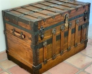 Antique Flat top Steamer Trunk/Chest Eagle Lock co 26x38x22 HxWxD