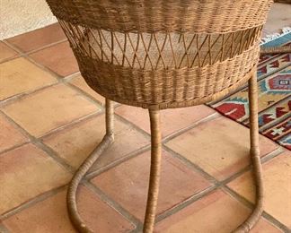 Wicker Rattan Bistro Set 2 Chairs & Table 28in H x 44in diameter Chairs: 31x25x26in HxWxD