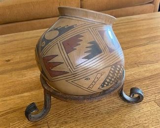 Sambe Native American Polychrome Pot w/ Stand
