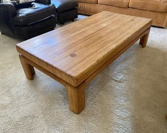 Oak coffee table 56x28x15 HxWxD