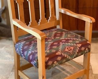 South West Natural Wood Dining Table w/ 6 chairs 30x40x72in HxWxD