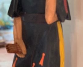 Life-size Carved wood Cigar Store Indian Woman w/ papoose	70x19x16in	HxWxD
