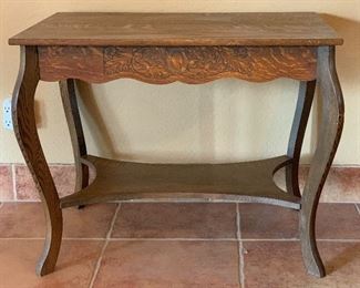 Antique Larkin Furniture Quarter Sawn Oak Library Table	28x37x24in	HxWxD
