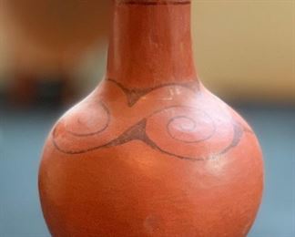 1968 Lois to Lois Native American Vase	7.75inH	
