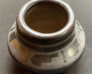 Santa Clara Black Pottery	2.75inH	
