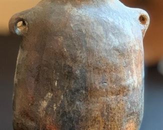 Primmitve  2-Handle Vase Vessel	9.5x7.5x5inD	HxWxD
