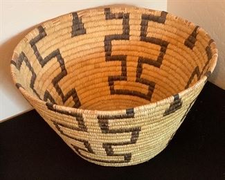 Lg TOHONO O'ODHAM Coil Basket Papago Native American	9.75in H x 18in Diameter
