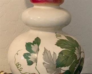 1 Vintage Ceramic Leaf Lamp #1		
 