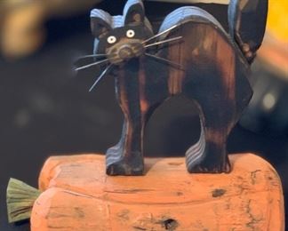 David Neuman Carved Wood Cat on Pumpkin		
