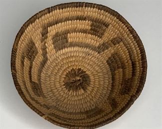 Tohono O’Odham Small Coiled Basket	2in H x 5in Diameter	

