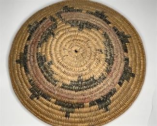 Antique Native America Shallow Basket Apache	3in x 12.5in Diameter	
