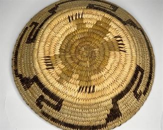 Tohono O’Odham Shallow Turtle Basket	2.5 in H x 13.5in Diameter	
