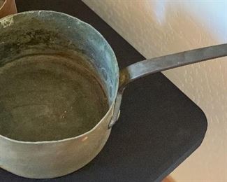 Antique Gaillard Paris Heavy copper Tinned Pot	9.5in Diameter	
