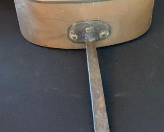 Antique Copper Tinned Oval Pot Brancepeth Lord BOYNE	12in x 8in	
