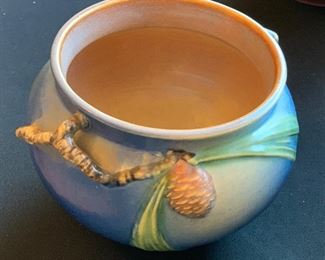 Roseville Pinecone 632-4 Jardiniere Blue	4.25in H	
