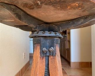 Antique Oak Adjustable Drafting Stool Weber Showcase & Fixture	30in H x 14.5in Diameter
