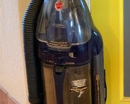 Hoover Wind Tunnel Vacuum		
