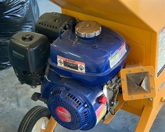 Central Machinery 5.5HP Chipper 95964		
