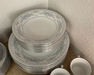 Full Fairfield China Set