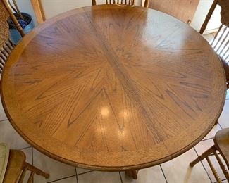 48in Dia Carved Oak Dining Table w/ 6 Chairs
