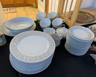 40+ pc Imperial China W. Dalton set