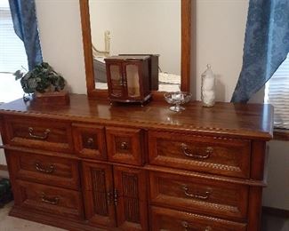 Vintage Bassett 3-piece bedroom set, dresser shown