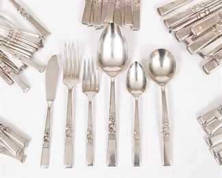 Community Oneida Silver Plate Service "Morning Star" Pattern 