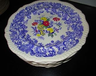 Spode "Mulberry Beverly" Dinner Plates