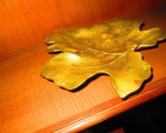 Virginia Metal Maple Leaf Dish