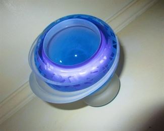 Susan Dinarchi Art Glass Vessel