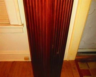 Wooden Column Pedestal