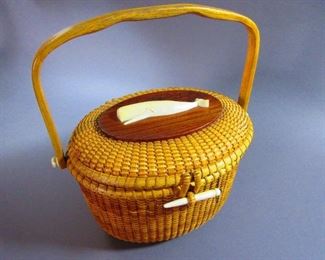 Gerald L Brown Nantucket Basket Purse