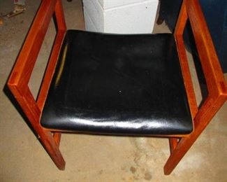 Mid Century Modern Arm Chair