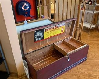 Beautiful cedar trunk / chest with storage 