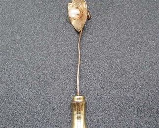 14K Gold Pin W/ Pearl