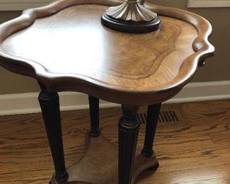 Pie Crust Wooden Accent Side Table