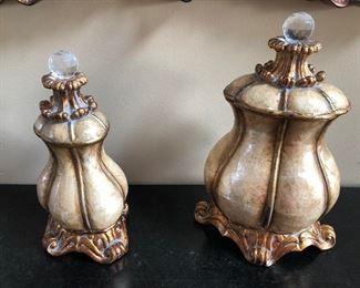 matching jars with crustal toppers