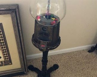 Bubble gum machine