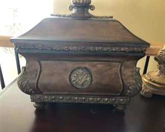 Decor Box with lid