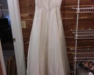 Wedding dress