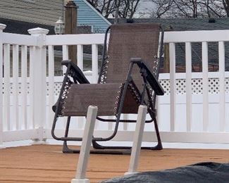 Set of two patio lounge chairs