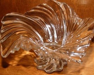 $22.00-Scalloped Edge Glass Pedestal Bowl