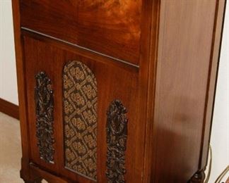 $120.00-Vintage Wood Radio Cabinet-NO radio