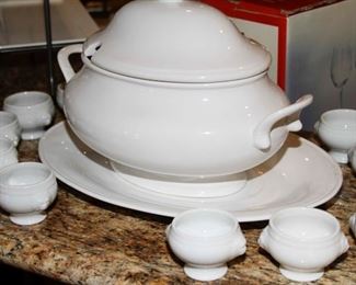 $25.00-White Portugal Soup Tureen with Platter