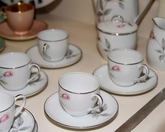$45.00-13 Piece Noritake Tea Set