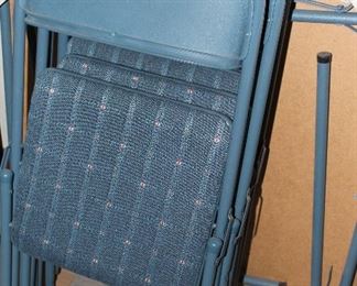 $35 Samsonite Blue Card Table and 4 Chairs